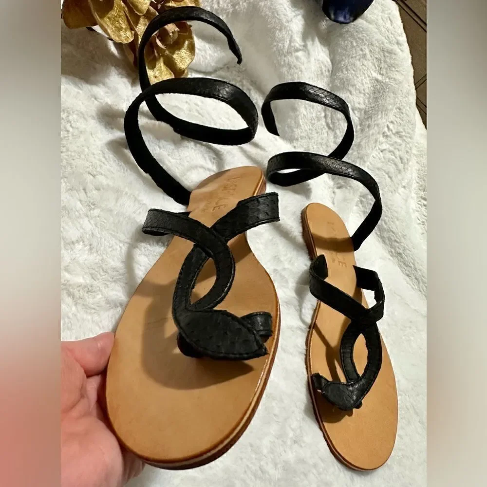 L Space Black Leather Gladiator Sandals – Size 7.5
